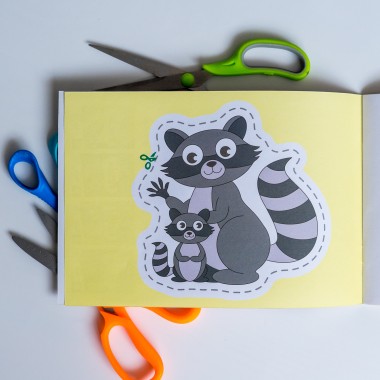 Вырезалки для самых маленьких. Животные и их детеныши