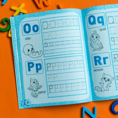 Готовимся к школе. Английский алфавит Готовимся к школе. Английский алфавит